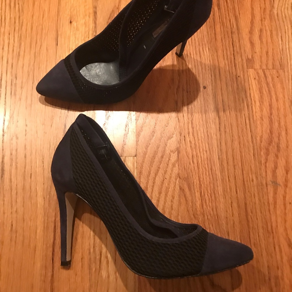 Bcbgeneration Navy And Black Pumps - image 3